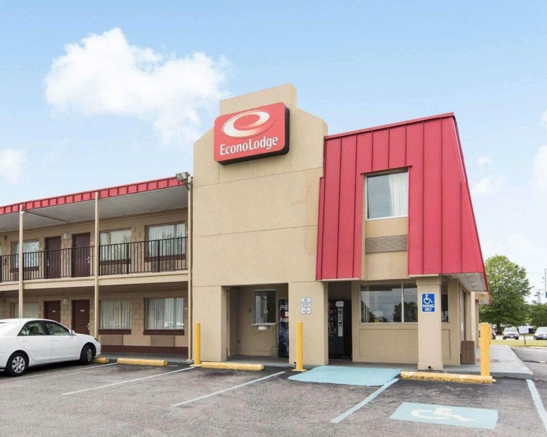 Econo Lodge Town Center Virginia Beach Exterior photo